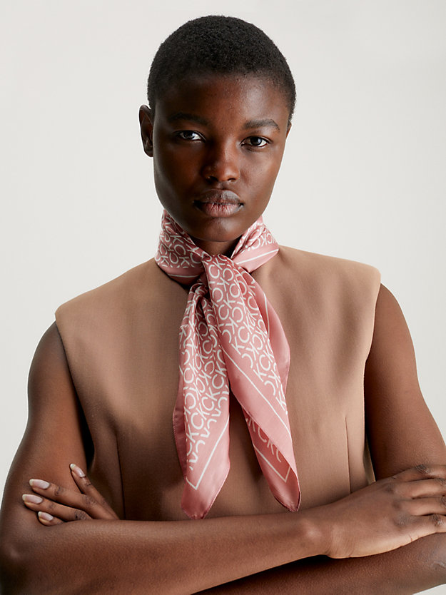 écharpe en soie avec logo ash rose pour femmes calvin klein