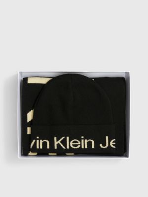 Calvin Klein Jeans Women's Gifting Monogram Beanie and Scarf Set Black