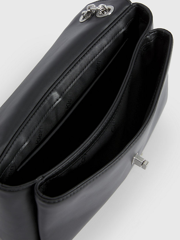 ck black wandelbare schultertasche für damen - calvin klein