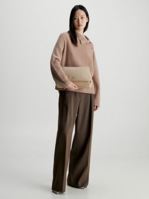 Soft Shoulder Bag Calvin Klein® | K60K611539A04