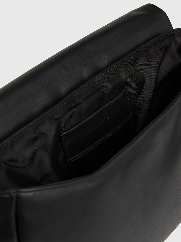 ck black zachte schoudertas voor dames - calvin klein