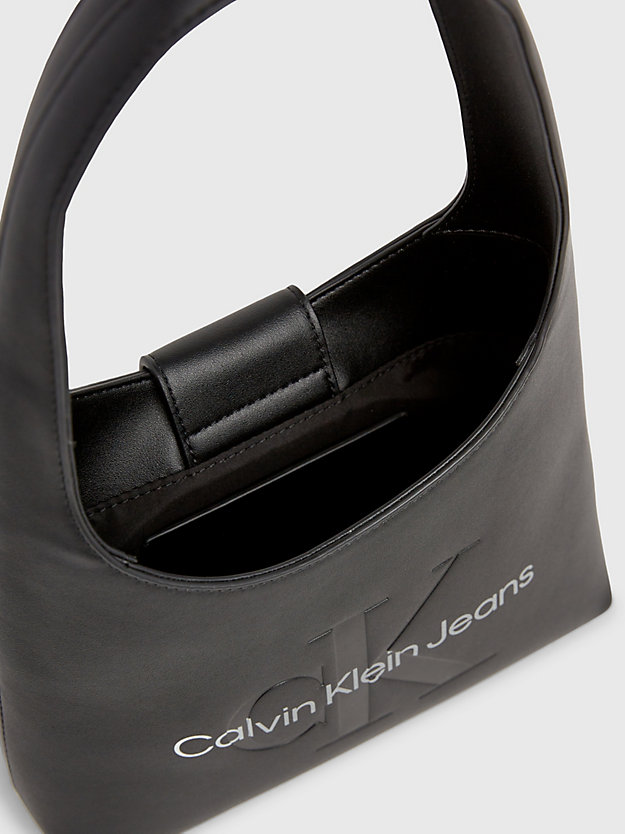 black/metallic logo schultertasche für damen - calvin klein jeans