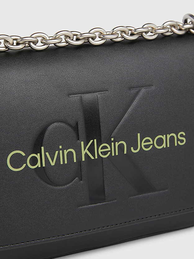 black/dark juniper wandelbare schultertasche für damen - calvin klein jeans