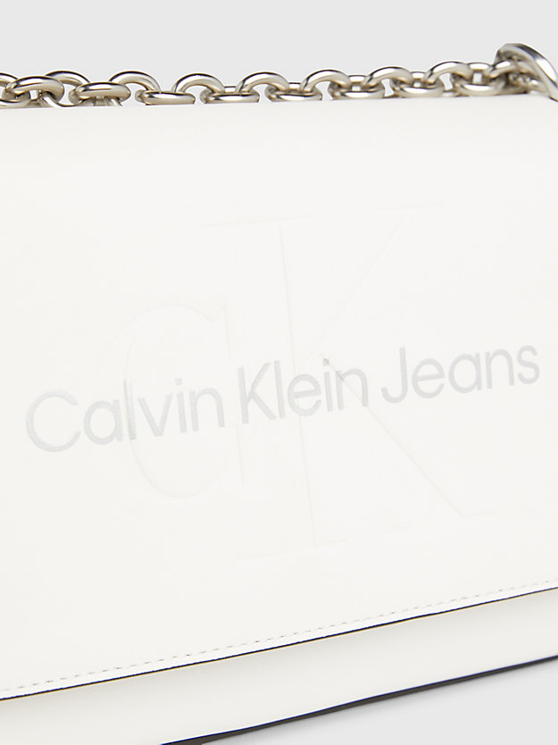 white/silver logo wandelbare schultertasche für damen - calvin klein jeans