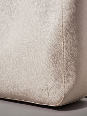 eggshell slim tote bag for women calvin klein jeans