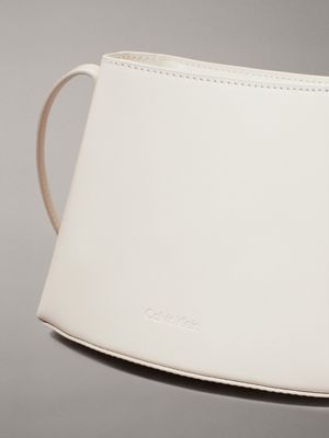bandolera plana spazzolato pequeña gray morn de mujeres calvin klein