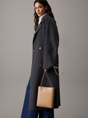 sac en bandoulière en cuir beige pour femmes calvin klein