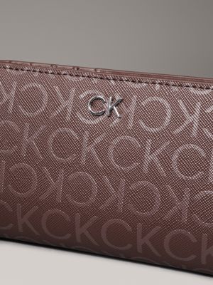 cioccolate lab monogram pu logo billfold wallet for women calvin klein