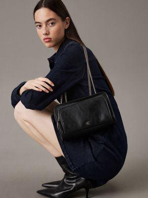 black wandelbare crossbody bag für damen - calvin klein jeans