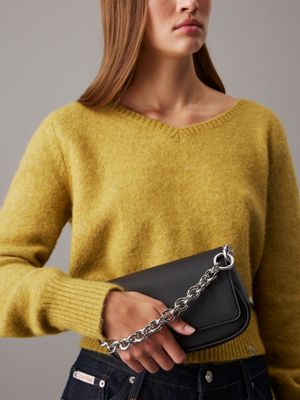 black schultertasche für damen - calvin klein jeans