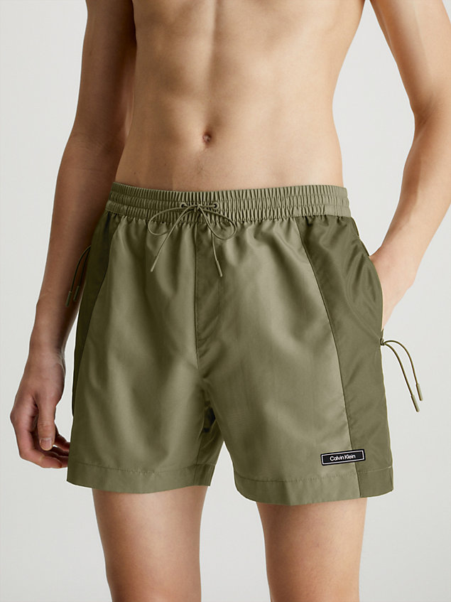 green medium drawstring swim shorts - core solids for men calvin klein