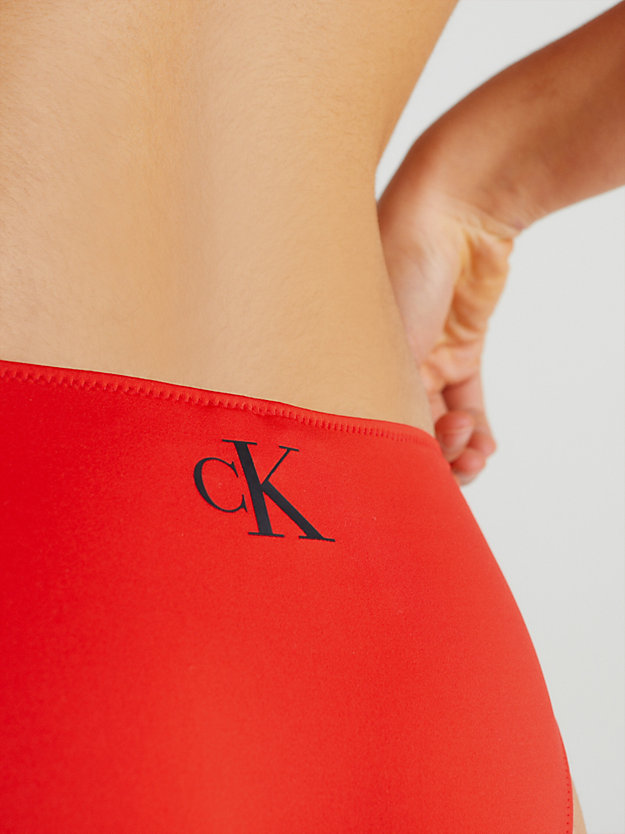 CAJUN RED Parte de abajo de bikini - CK Monogram de mujeres CALVIN KLEIN