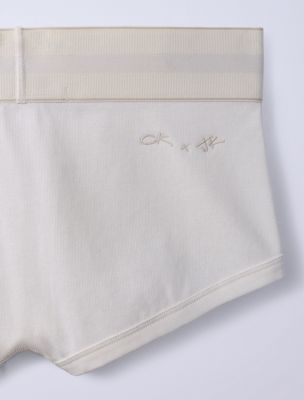 boxer jung kook for calvin klein lily pour femmes calvin klein