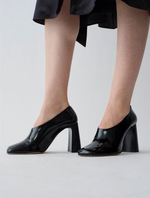 black czółenka aurelia dla kobiety - calvin klein