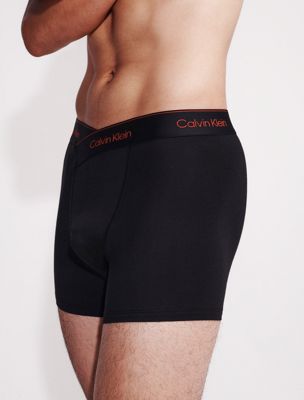 black modern cotton crossover trunk for men calvin klein