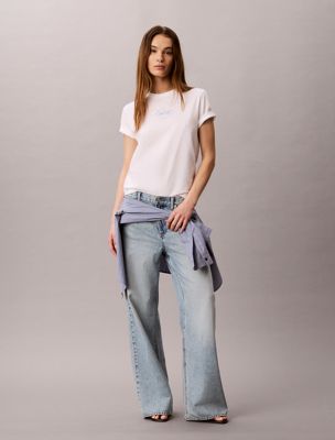 white klassisches t-shirt mit logo-skript für damen - calvin klein jeans