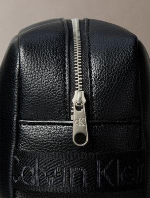 black full grain leather wash bag for men calvin klein