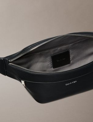 marsupio micro martellato black da uomini calvin klein