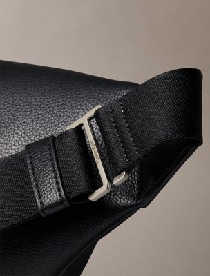 marsupio micro martellato black da uomini calvin klein