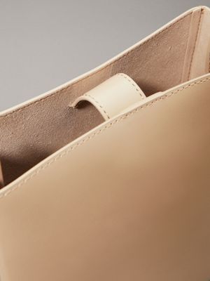 crockery leather crossbody tote bag for women calvin klein