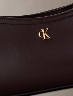 borsa da spalla con elementi metallici con logo monogramma fudge da donne calvin klein