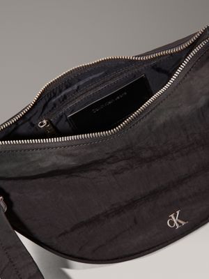 bolso hobo sling na black de mujeres calvin klein jeans