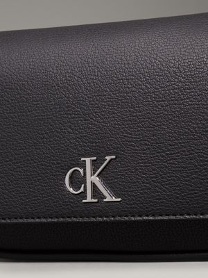 na black shoulder bag for women calvin klein jeans