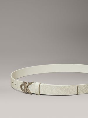 silver birch / tumbled pewter leather logo belt for women calvin klein jeans