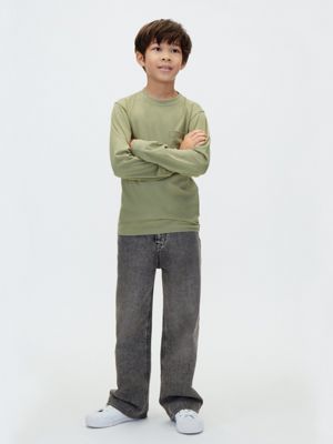 camiseta infantil de manga larga con bolsillo green de niños calvin klein jeans