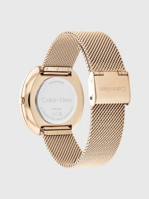 rose gold zegarek z tłoczoną tarczą i bransoletą z siateczki dla kobiety - calvin klein