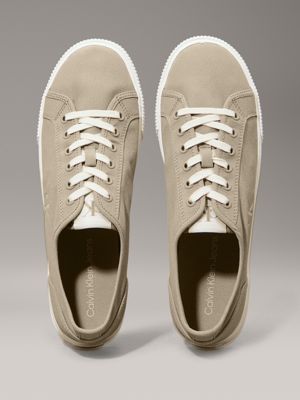 weathered teak/turtle dove/gum canvas low profile trainers for men calvin klein jeans