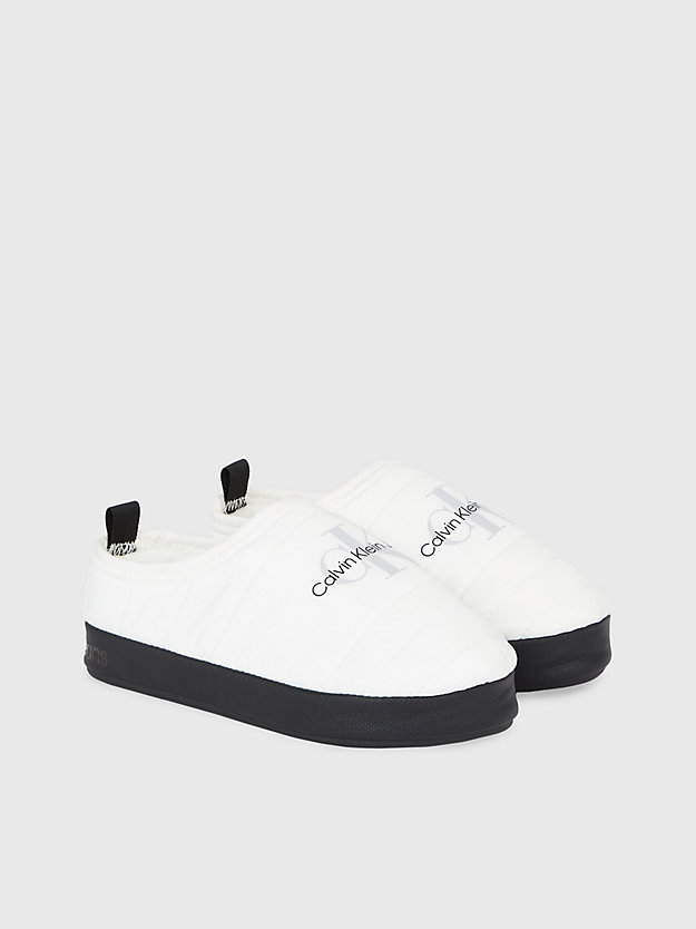 chaussons matelassés bright white/black pour femmes calvin klein jeans