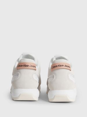 baskets en daim white/ancient white pour femmes calvin klein jeans