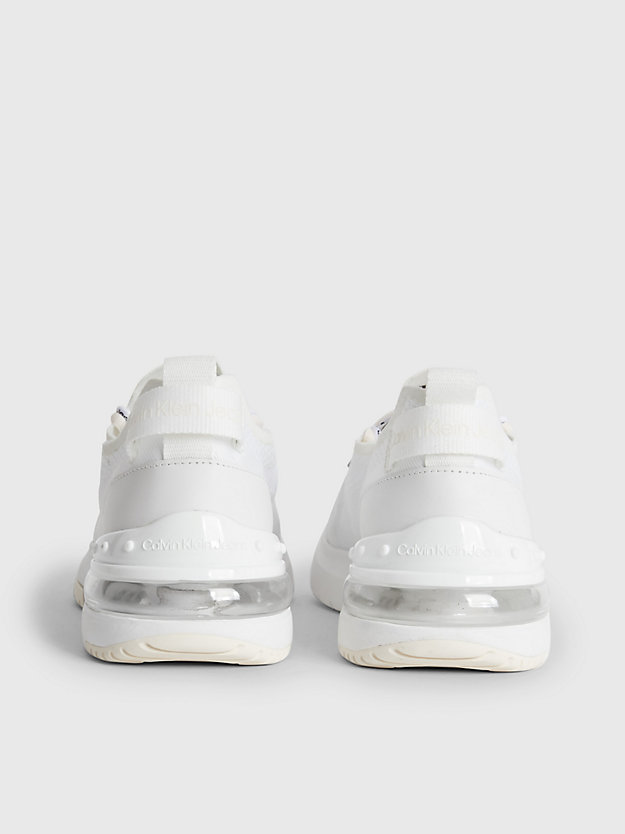 TRIPLE WHITE Recycelte Strick-Sneakers für Damen CALVIN KLEIN JEANS