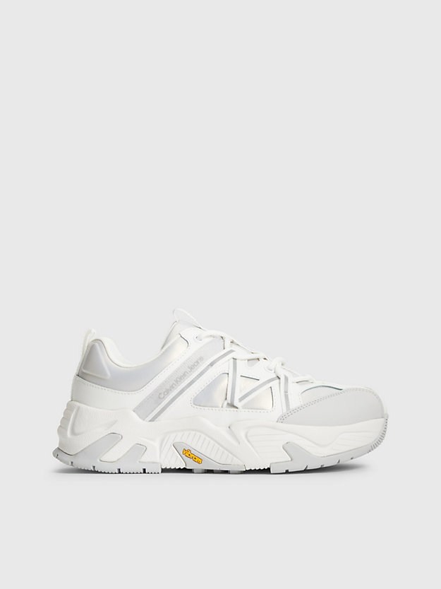 bright white/reflective/oyster m chunky leren vibram®- sneakers voor dames - calvin klein jeans