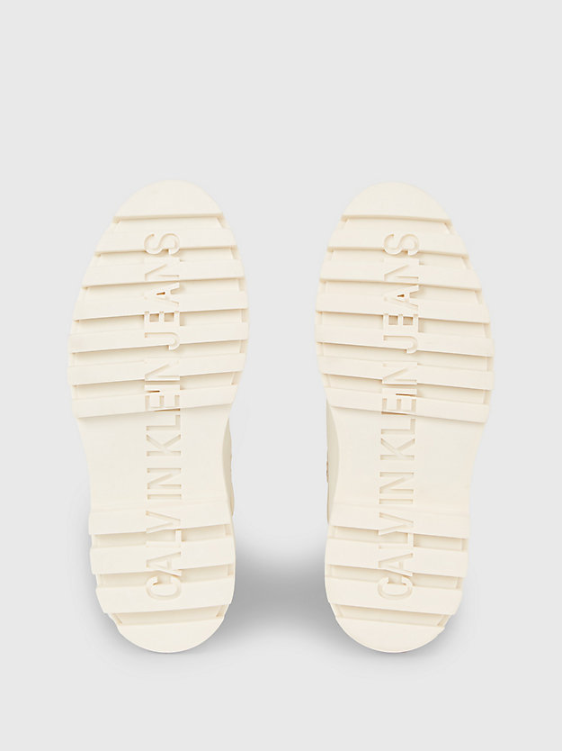 bottes de neige matelassées avec semelle compensée creamy white pour femmes calvin klein jeans
