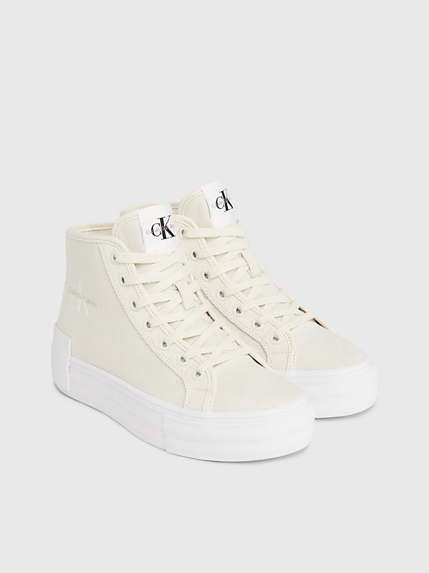 creamy white/eggshell canvas high-top sneakers met plateauzool voor dames - calvin klein jeans