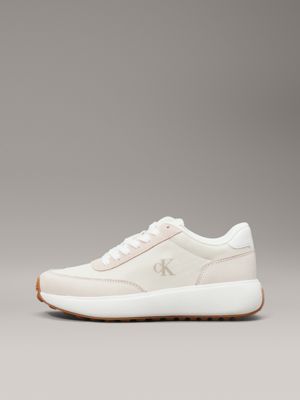 baskets en cuir creamy white/whisper pink/b white pour femmes calvin klein jeans