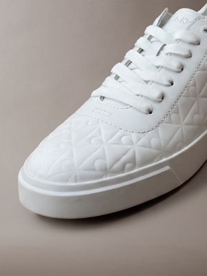 chunky sneakers con logo e suola ad alta trazione triple white mono da donne calvin klein